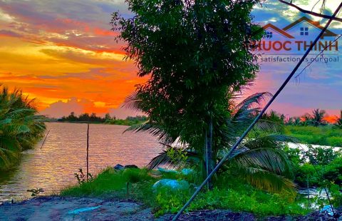 BÁN ĐẤT NTTS MẶT TIỀN LỘ XE – KÊNH LUNG LỚN